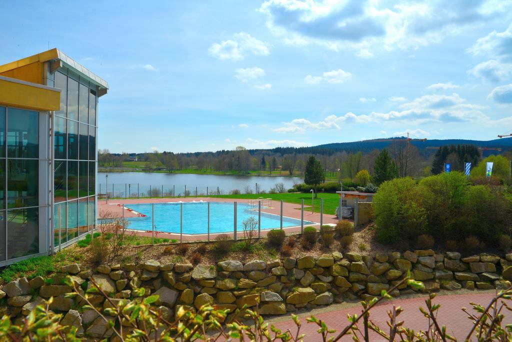 Gesundheitshotel Weissenstadt Am See Bagian luar foto
