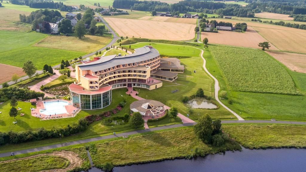 Gesundheitshotel Weissenstadt Am See Bagian luar foto